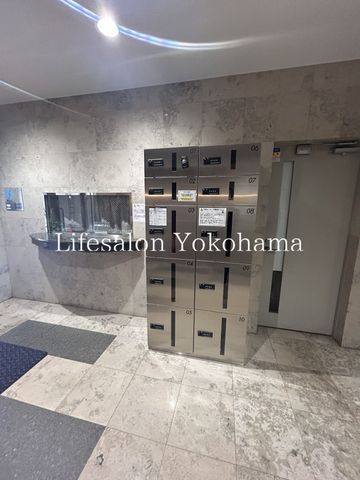 �y���̑��z�@�G���g�����X