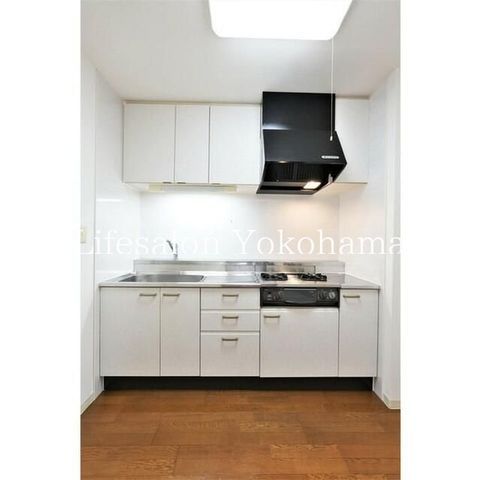 �y�L�b�`���z�@