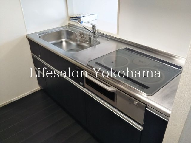 �y�L�b�`���z�@