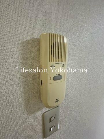 �y���̑��ݔ��z�@