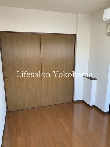 y̑EXy[Xz@