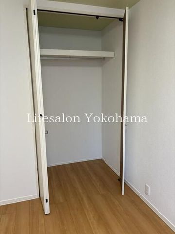 y[z@