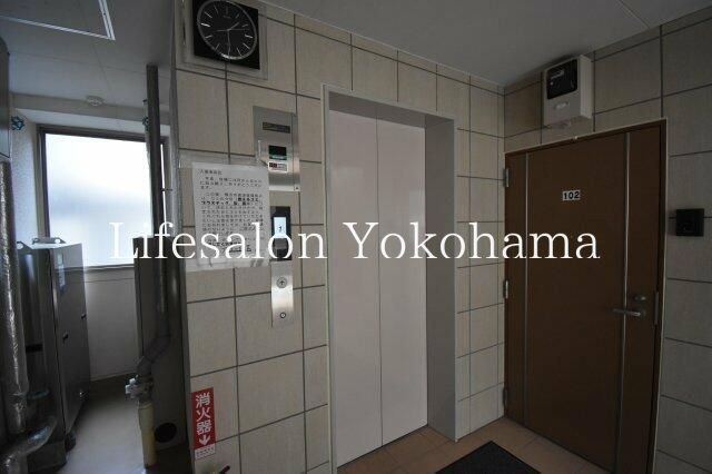 �y���̑��ݔ��z�@