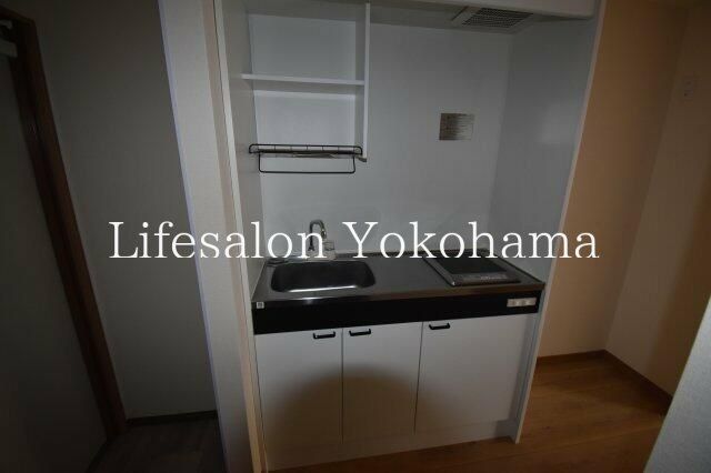 �y�L�b�`���z�@