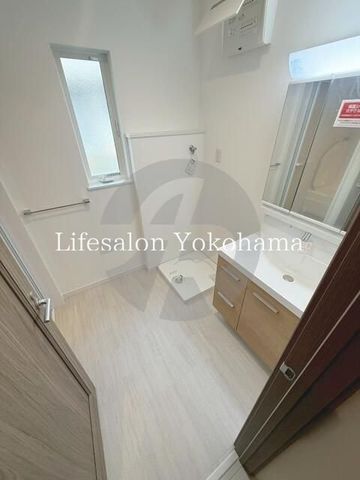 �y���ʏ��z�@