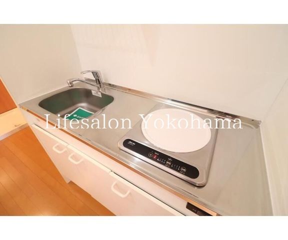 �y�L�b�`���z�@