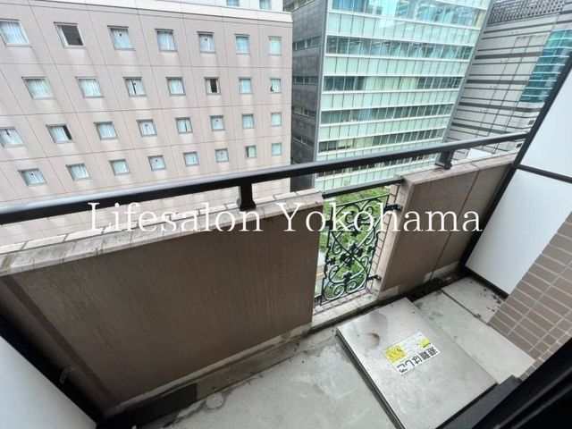 �y�o���R�j�[�z�@