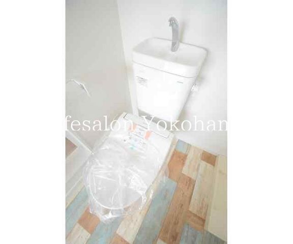 �y�g�C���z�@