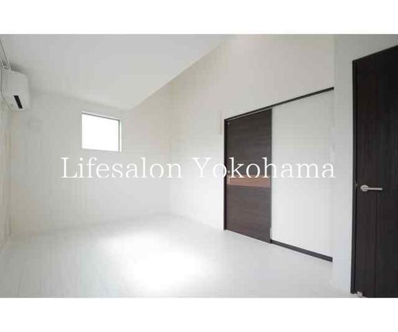 �y���ԁE���r���O�z�@