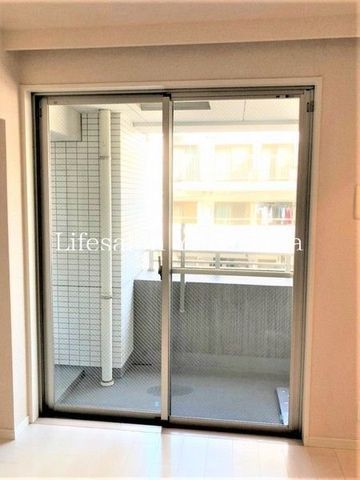 �y�o���R�j�[�z�@