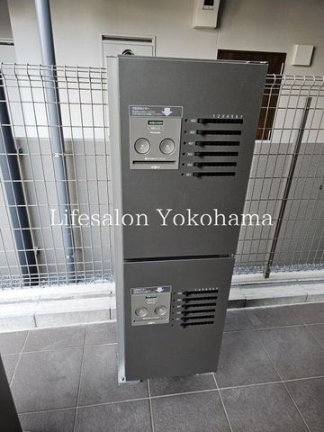 �y���̑��ݔ��z�@