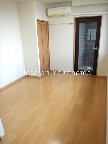 �y���̑������E�X�y�[�X�z�@