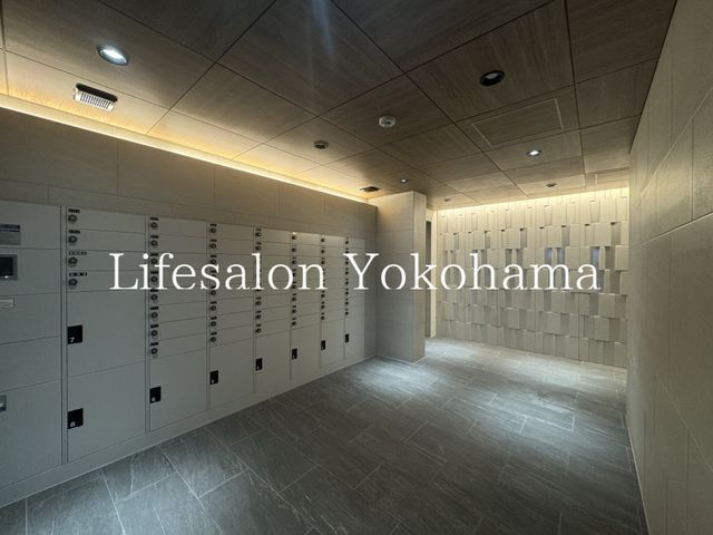 �y���̑��z�@�G���g�����X