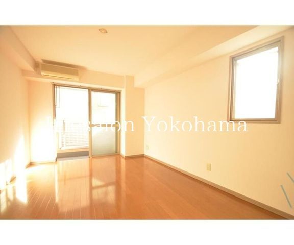 �y���ԁE���r���O�z�@