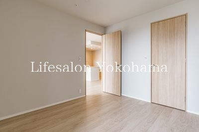 �y���̑������E�X�y�[�X�z�@