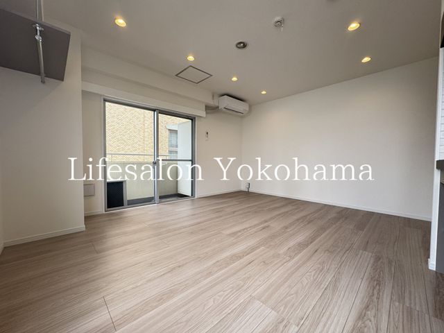 �y���̑������E�X�y�[�X�z�@