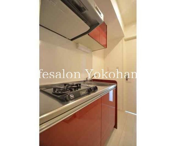 �y�L�b�`���z�@