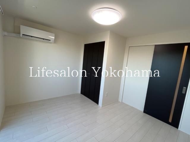 �y���ԁE���r���O�z�@