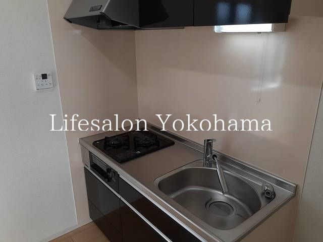 �y�L�b�`���z�@