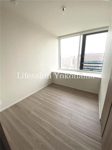 �y���̑������E�X�y�[�X�z�@