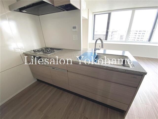 �y�L�b�`���z�@