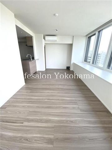 �y���̑��ݔ��z�@