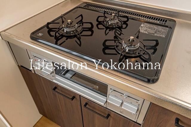 �y���̑��ݔ��z�@