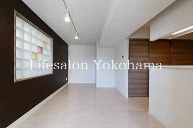 �y���ԁE���r���O�z�@