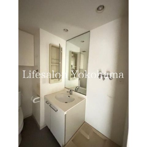 �y���ʏ��z�@