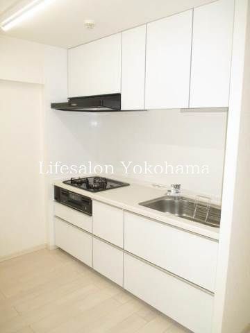 �y�L�b�`���z�@