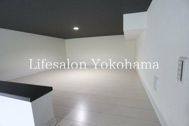 �y�Q���z�@