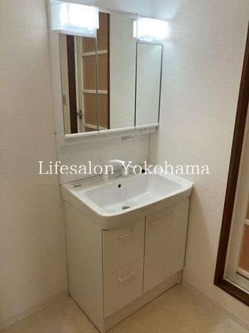 �y���ʏ��z�@