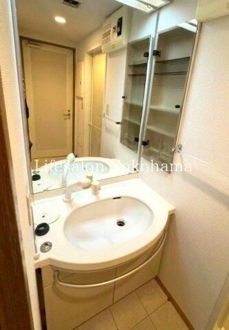 �y���ʏ��z�@