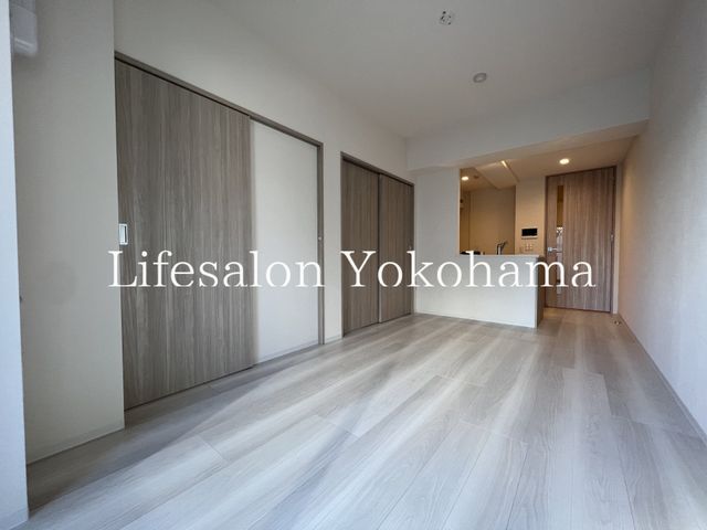 �y���ԁE���r���O�z�@���r���O/����