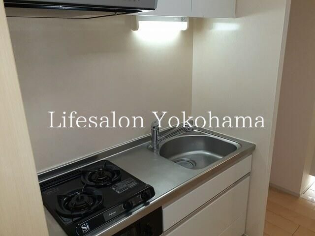 �y�L�b�`���z�@