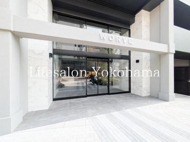 �y�G���g�����X�z�@