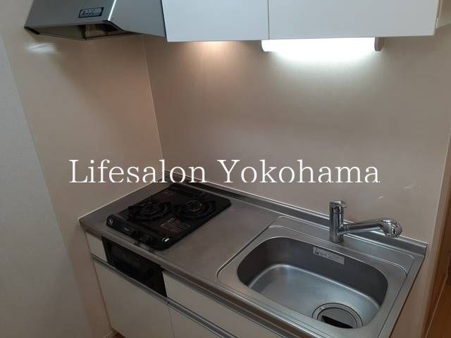 �y�L�b�`���z�@