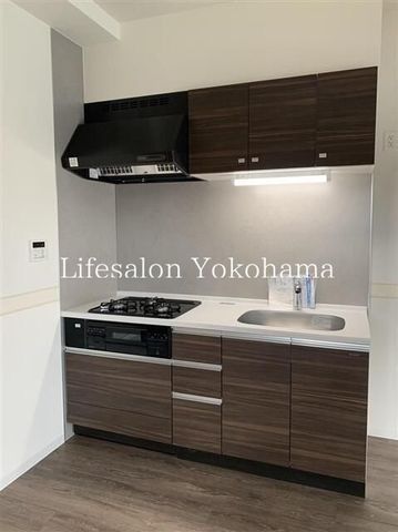 �y�L�b�`���z�@