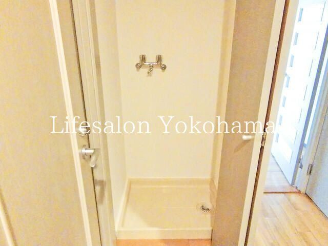 y̑ݔz@