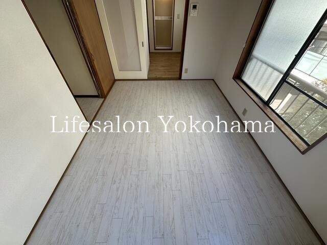 �y�Q���z�@