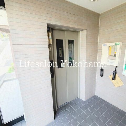 �y���̑��ݔ��z�@