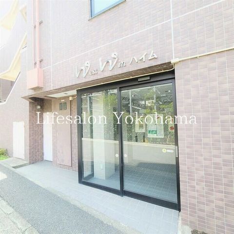 �y�G���g�����X�z�@