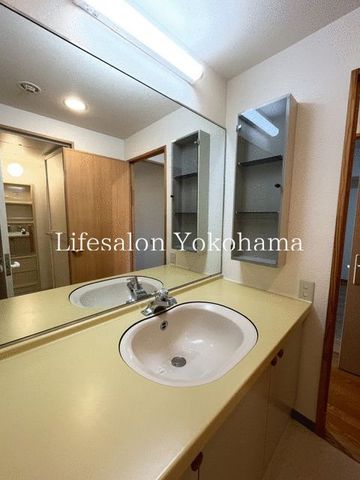 �y���ʏ��z�@