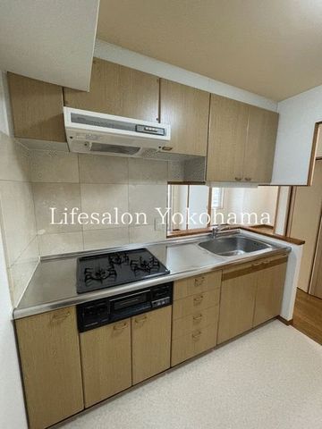 �y�L�b�`���z�@