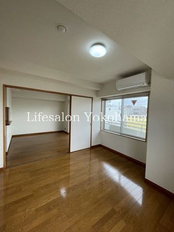 �y���̑������E�X�y�[�X�z�@