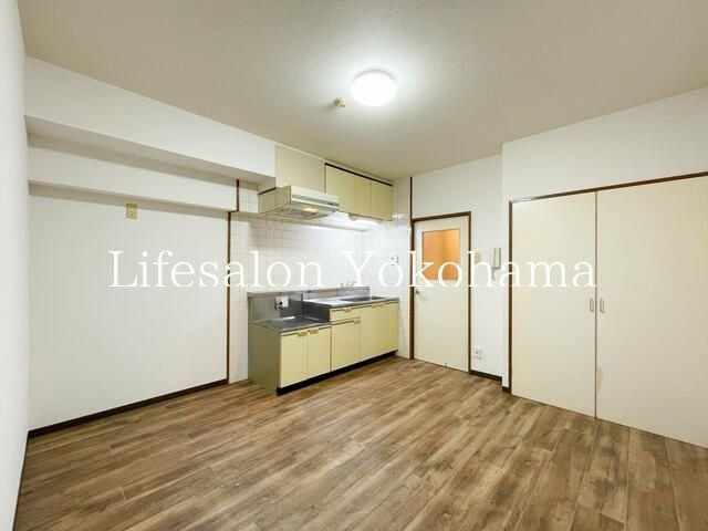 �y���̑������E�X�y�[�X�z�@