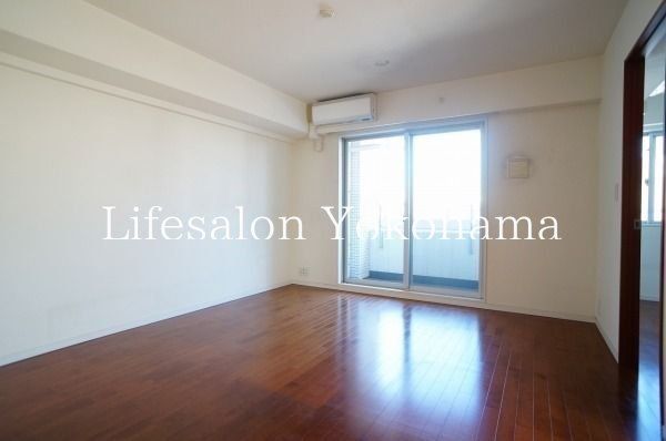 �y���ԁE���r���O�z�@