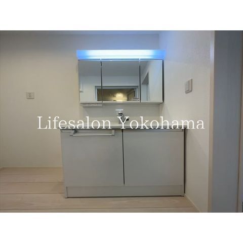 �y���ʏ��z�@