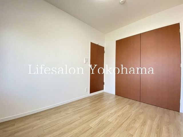 �y�Q���z�@