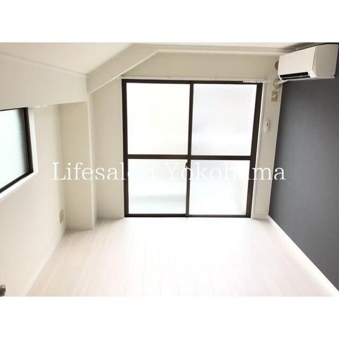 �y���ԁE���r���O�z�@